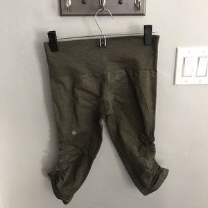 Lululemon olive green crop pants